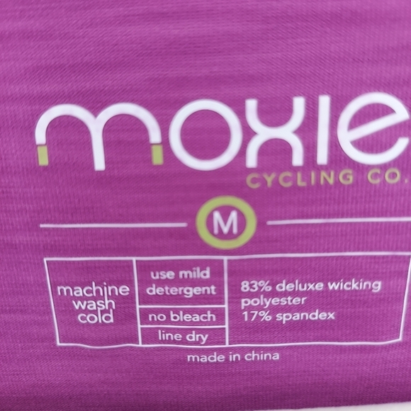 Moxie Cycling Wrap Tee Iris Medium  NWT - Picture 4 of 8